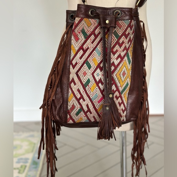Vintage Handbags - Moroccan Vintage cross body Kilim bag with fringe